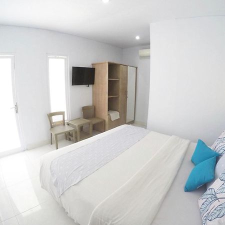 Отель Reddoorz Near Jalan Gatot Subroto Barat Denpasar Экстерьер фото